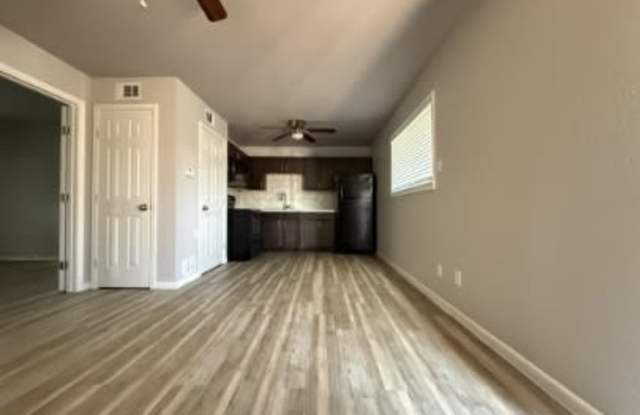 2834 Cedar Circle - 3 Gallery 2