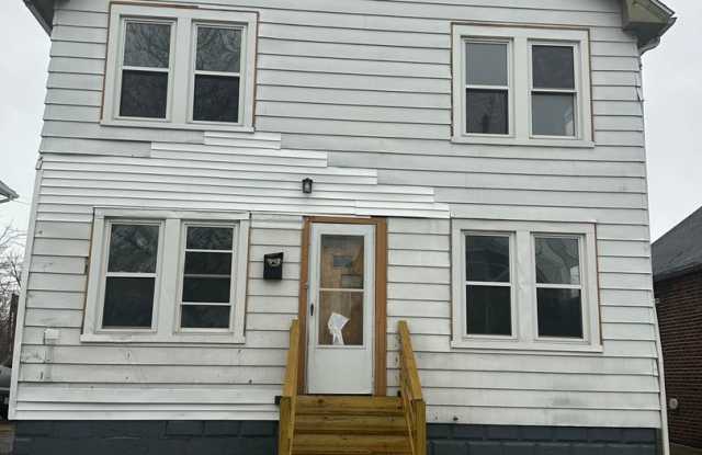 4bd Single Section 8 photos photos