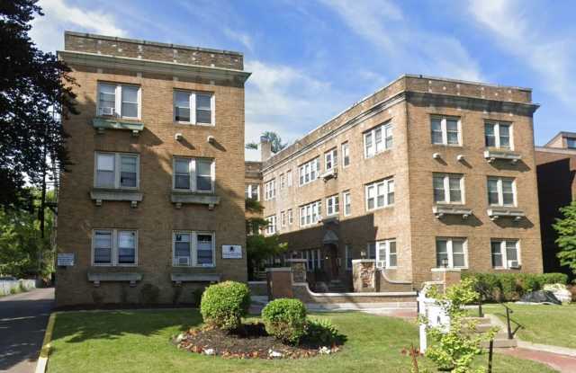1625 East Ave | Unit 302 | 1bd/1ba | Incl. Heat  Hot Water | Off-Street Parking | Coin-Op Laundry | 1/2 Off Security Deposit Special photos photos