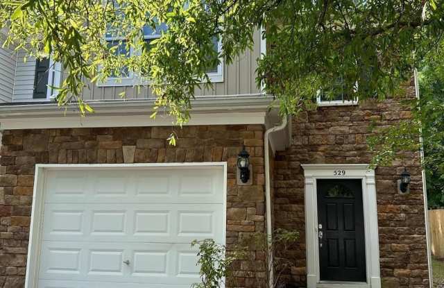 529 Perrault Drive Gallery 3