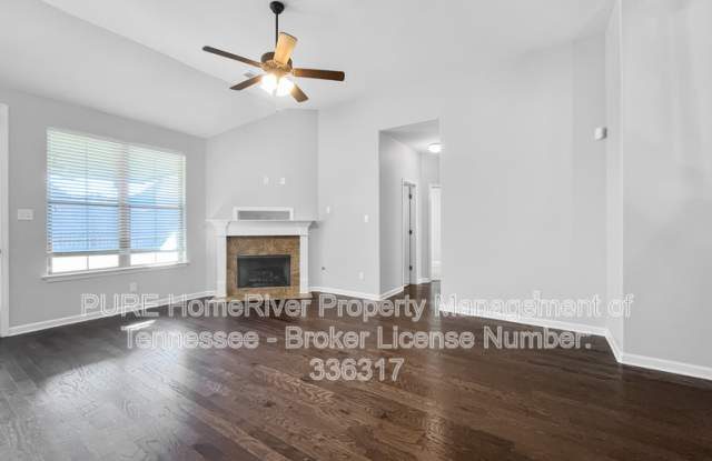 25 Briar Hollow Ln Gallery 3
