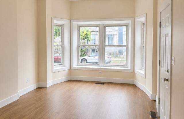 1325 S Sawyer Avenue Gallery 2
