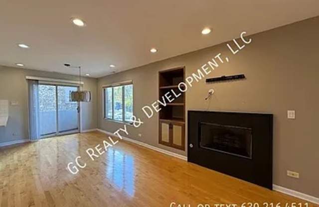 220 Des Plaines St Gallery 2