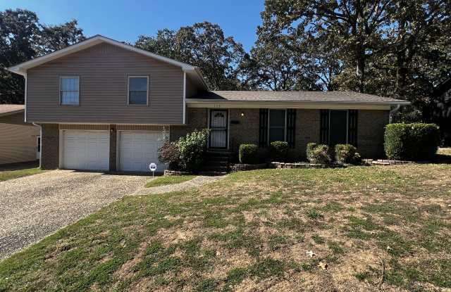 115 N Beverly Ave - 115 North Beverly Avenue, Sherwood, AR 72120