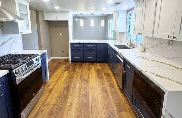 Bright 3-Bedroom Fresno Home with Spacious Backyard Gallery 3