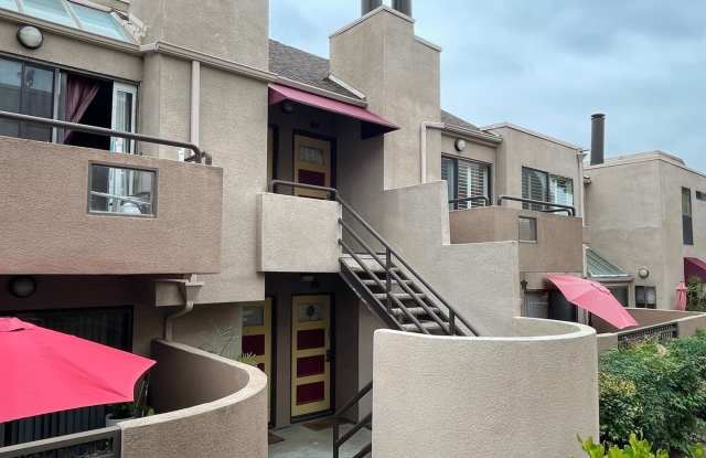 Adorable 1bdrm + loft in Lake Forest photos photos