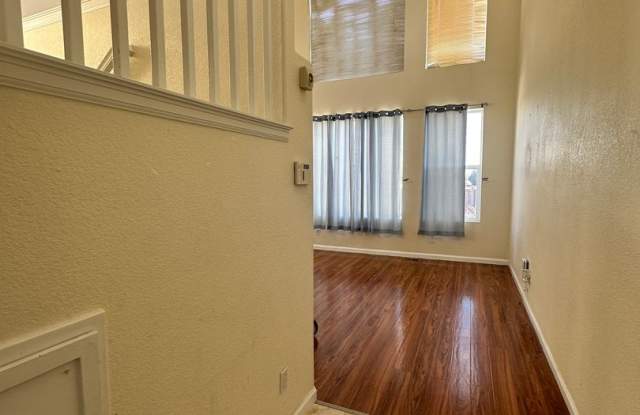 3 bedroom single family home for rent in Thornton! Gallery 3
