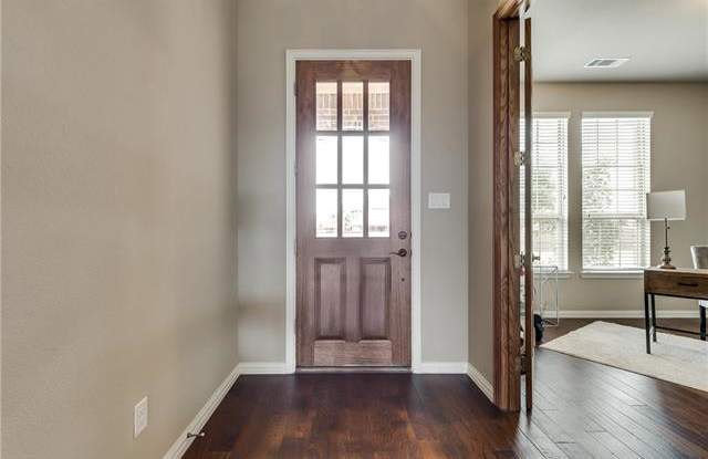 10812 Casmir Drive Gallery 2