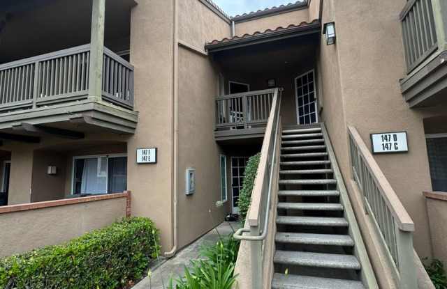 1 Bed Condo with Garage  Balcony in Orange photos photos
