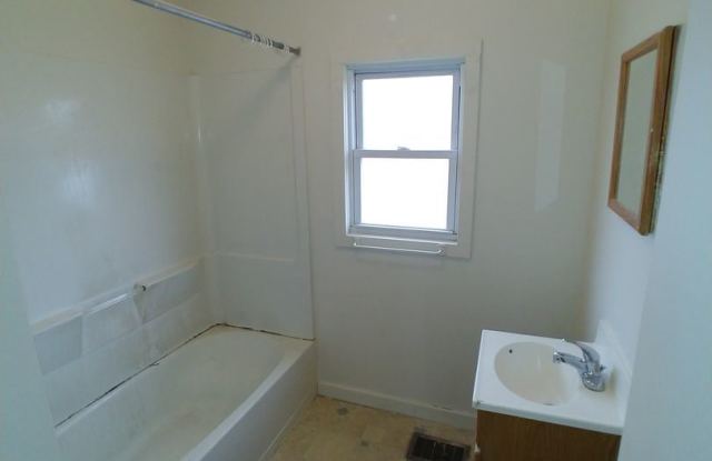 2631 Earp St. Gallery 2