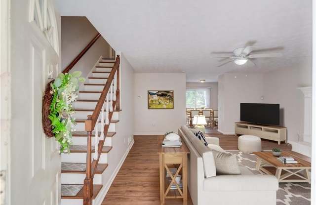 4905 Wade Valley Way Gallery 3