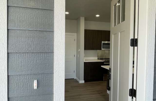 301 Trailview Way photos photos