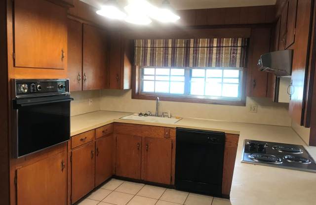 3213 Hatcher Rd. - 3213 Hatcher Road, Shreveport, LA 71119