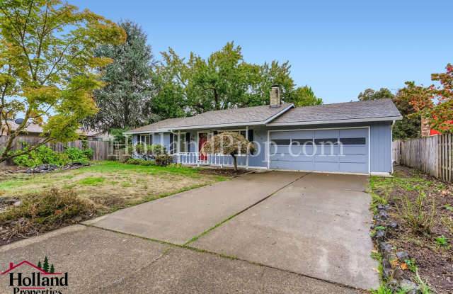 Gorgeous 3 Bedroom Home with fence yard Available photos photos Gorgeous 3 Bedroom Home with fence yard Available photos photos