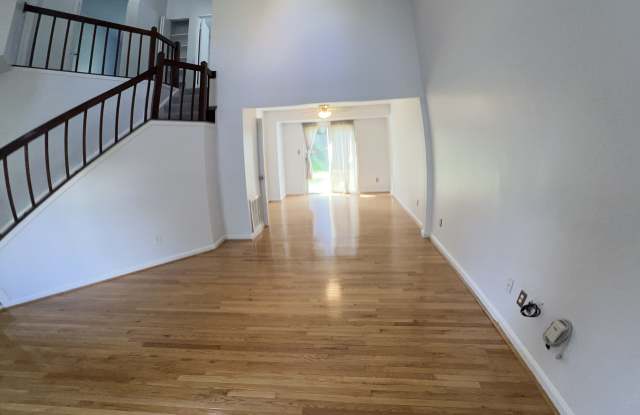 9416 Vineyard Haven Drive Gallery 4