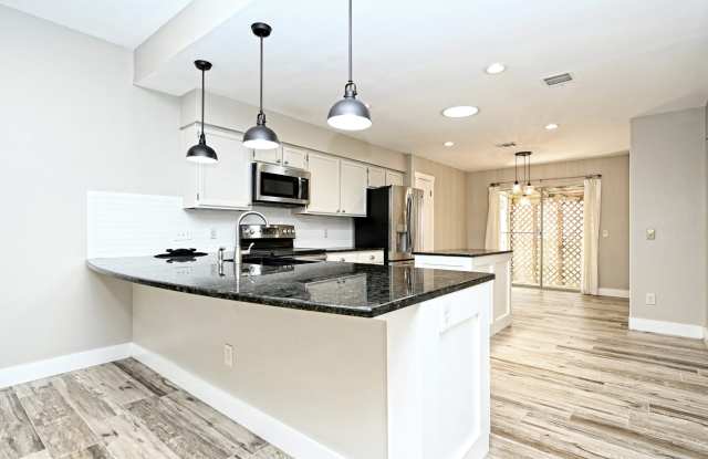 8406 Racine Trl Gallery 3