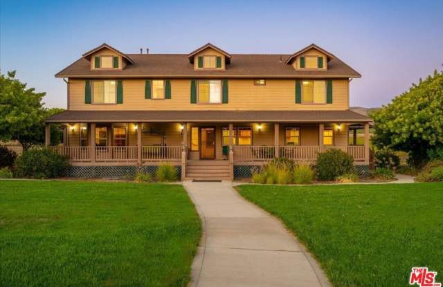 230 Hans Place photos photos