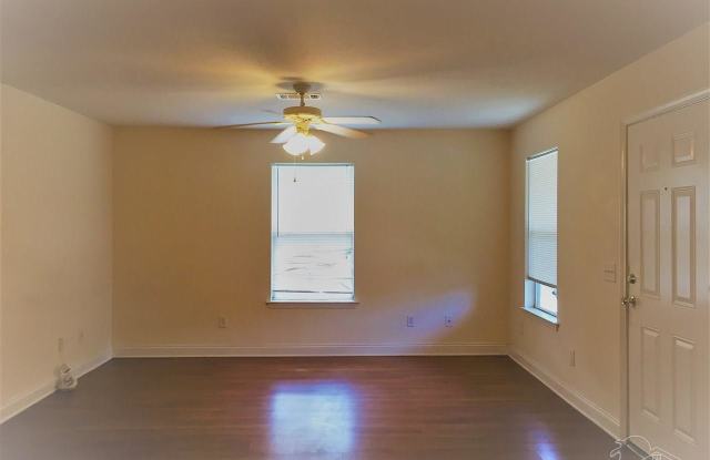 8440 CHISHOLM RD Gallery 4