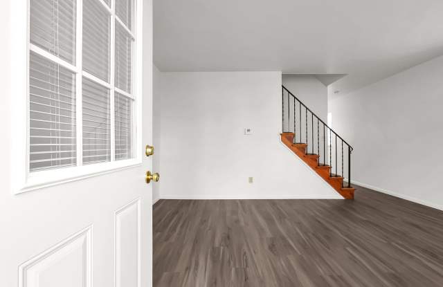 4406 B Melroy Avenue photos photos