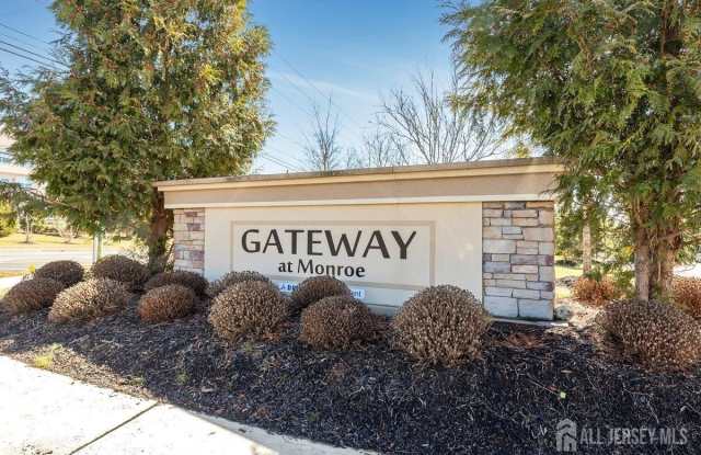 1302 Hights Farm Road N photos photos