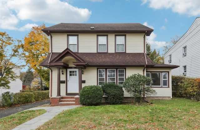 326 Gilbert Street 1 - 326 Gilbert Street, Ridgewood, NJ 07450