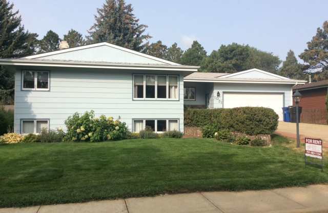 Single family home in quiet neighborhood photos photos