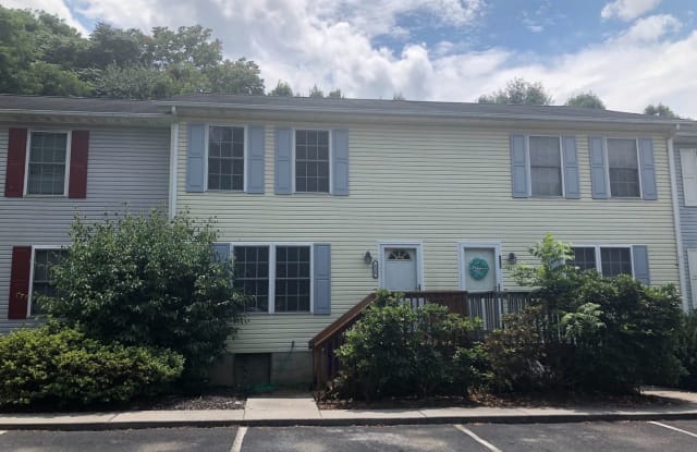 625 School Lane - 625 School Lane, Christiansburg, VA 24073