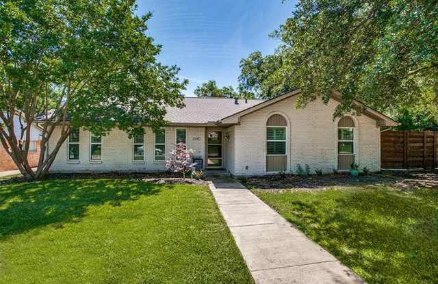 2640 Forest Grove Drive Gallery 2