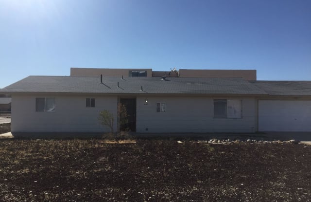 443 Anna Cr. - 443 Anna Cir, Bullhead City, AZ 86442