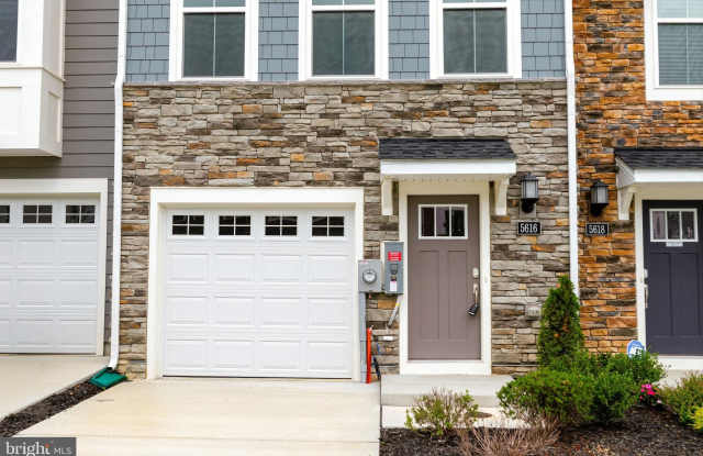 5616 LUDLOW Place Gallery 3