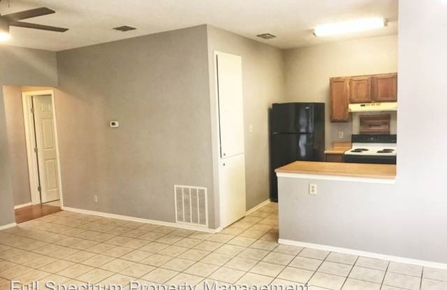 6715 Spring Front Gallery 3