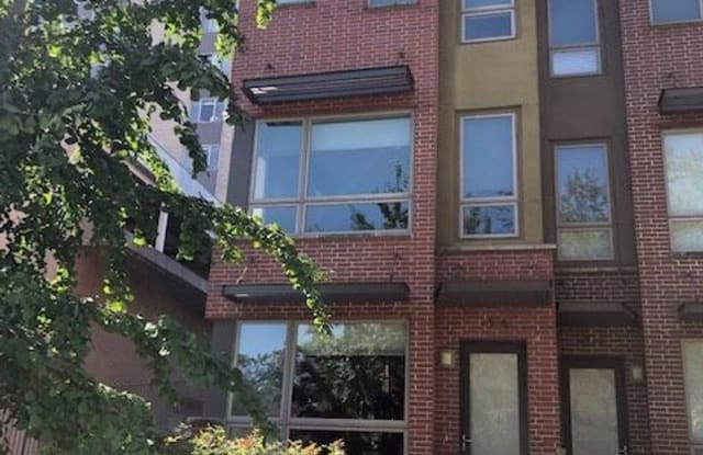 4548 JC Nichols Pkwy - 4548 J C Nichols Parkway, Kansas City, MO 64111