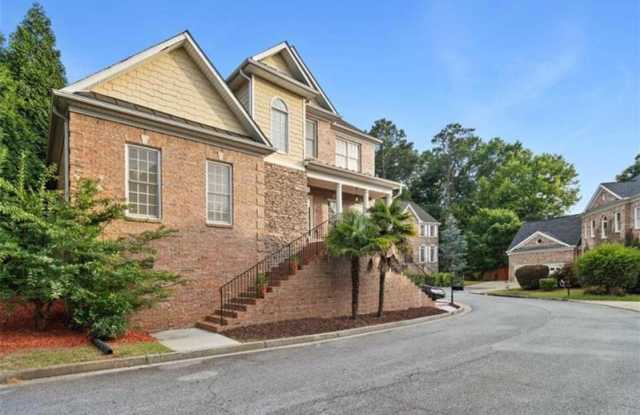 1711 Summit Glen Lane Northeast photos photos