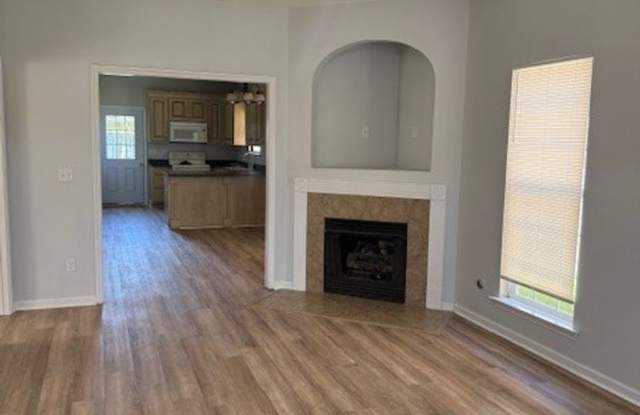 Nice 3 Bed 2 bath Home Available! Schedule Your Tour Today! photos photos