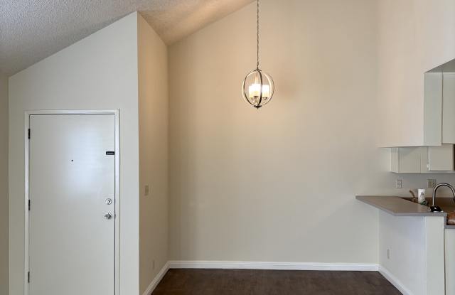15303 South Raymond Avenue photos photos