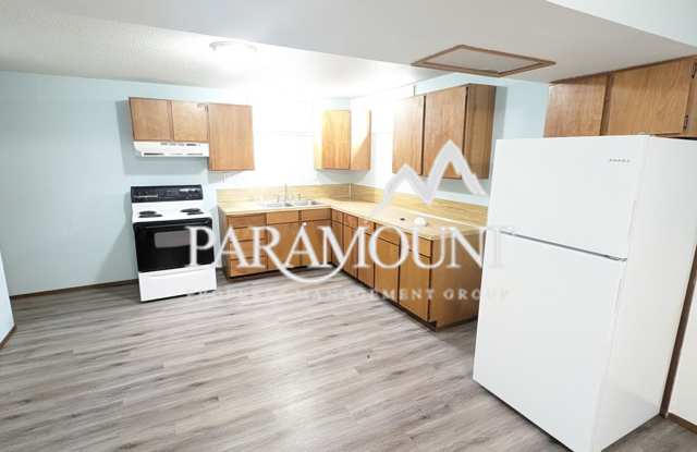 Tucked Away Lower 2 Bedroom Duplex! photos photos