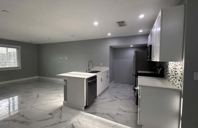 1134 Woodbine Road photos photos
