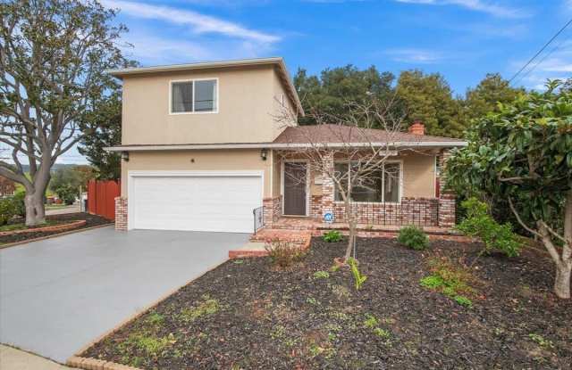 18500 Crest Ave photos photos