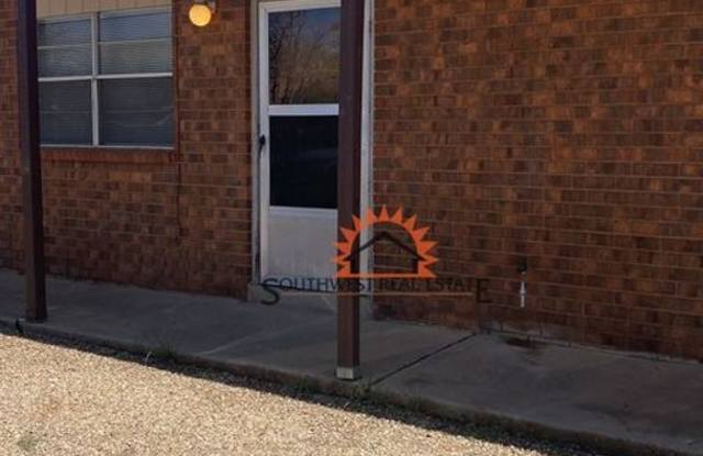 2108 Gladstone Street - 2108 Gladstone Street, Clovis, NM 88101 2108 Gladstone Street - 2108 Gladstone Street, Clovis, NM 88101