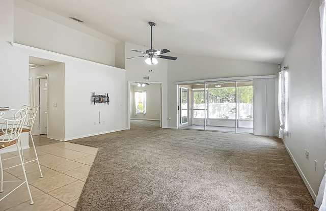 3460 70th Glen E Gallery 3