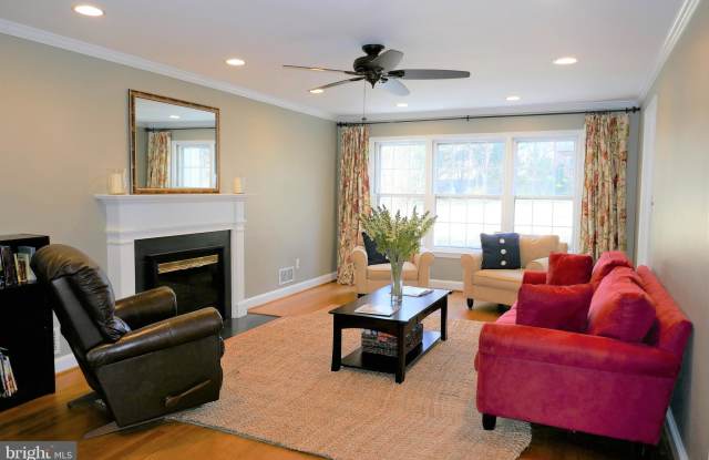 8707 RIDGE ROAD - 8707 Ridge Road, Bethesda, MD 20817