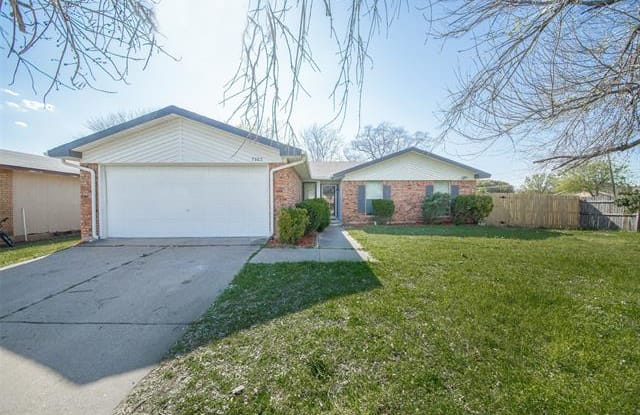 7325 Catbrier Court - 7325 Catbrier Court, Fort Worth, TX 76137