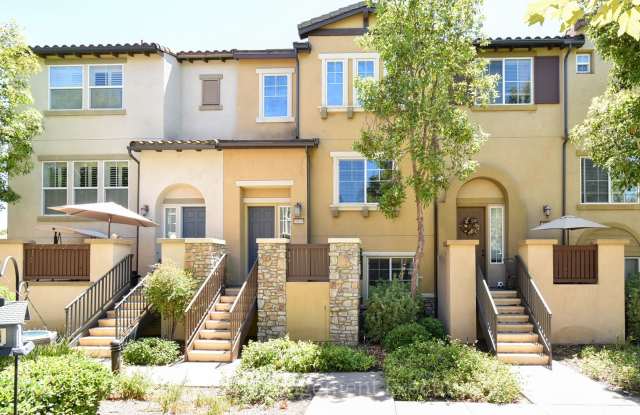 Beautiful 4 Bed, 3.5 Bath Townhouse photos photos Beautiful 4 Bed, 3.5 Bath Townhouse photos photos