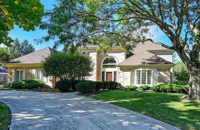6515 Manor Drive Gallery 1