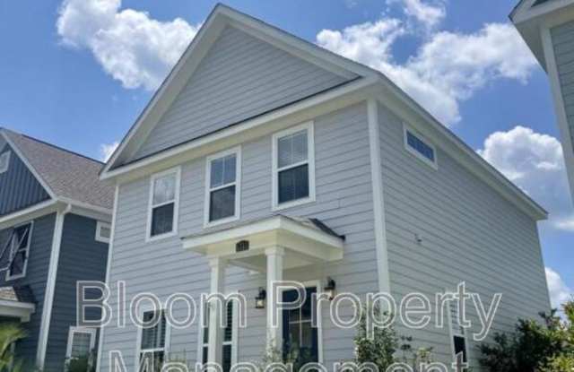 1711 Sparkleberry Ln photos photos