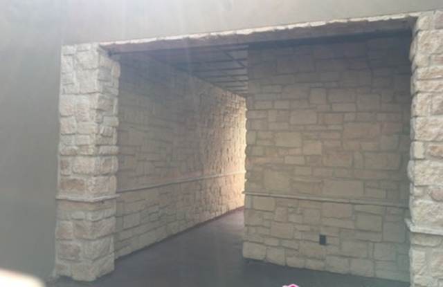 4177 Texas Elm Gallery 2