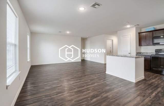 2617 East Cornell Street Gallery 4