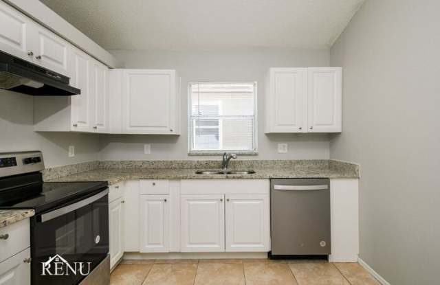 5642 Piney Ridge Drive Gallery 3