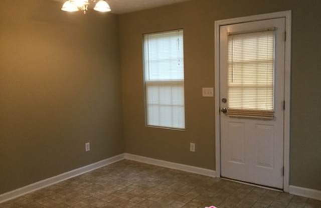 112 Cobblestone Drive Gallery 4