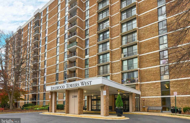 2300 PIMMIT Drive unit: 912 photos photos